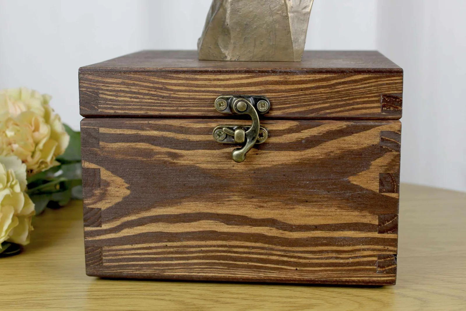 Duitse Dog urn met beeldje – persoonlijke urn voor hondenas — foto 5