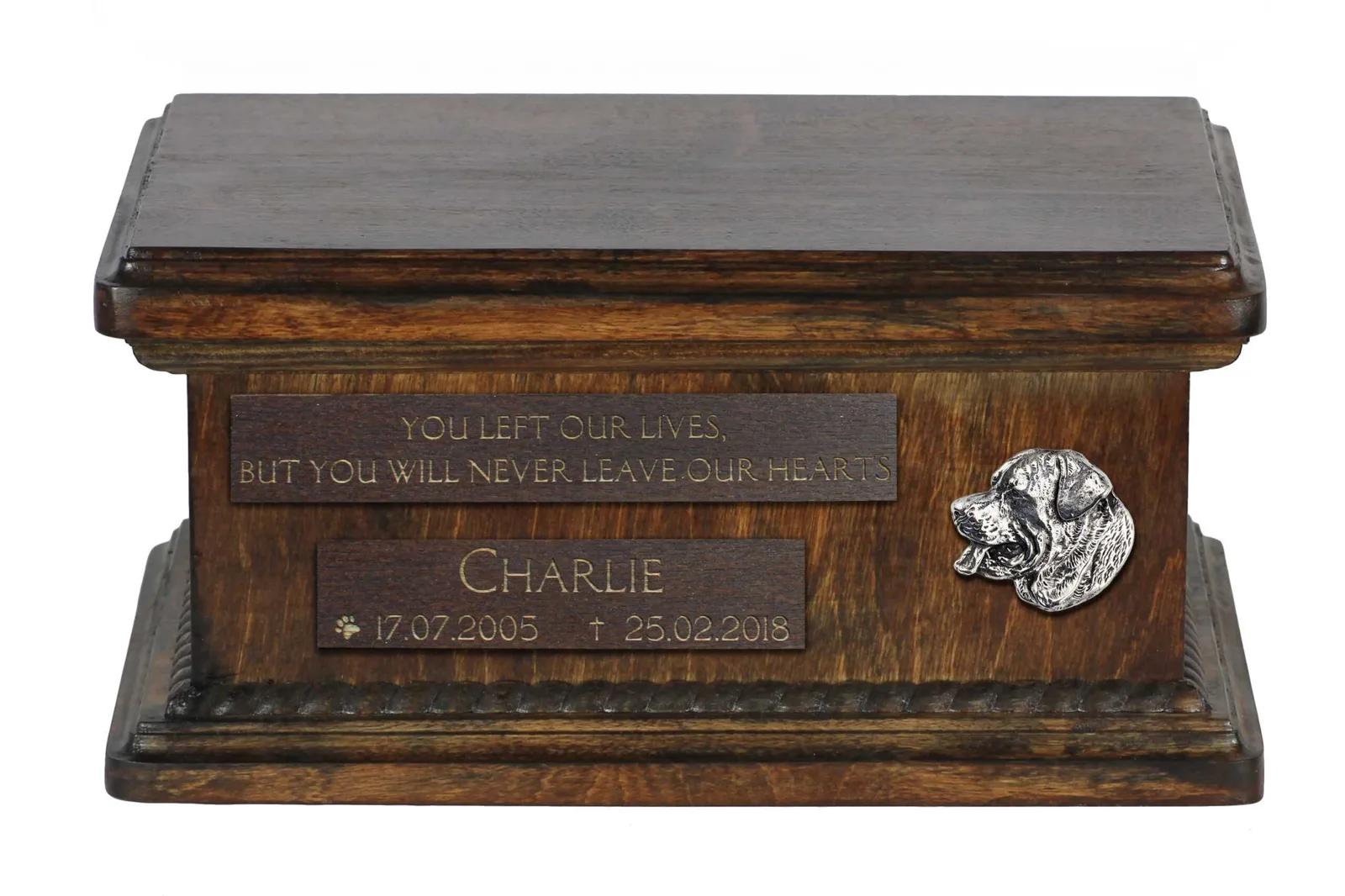 Houten urn voor Rottweiler as, gepersonaliseerd met gravure