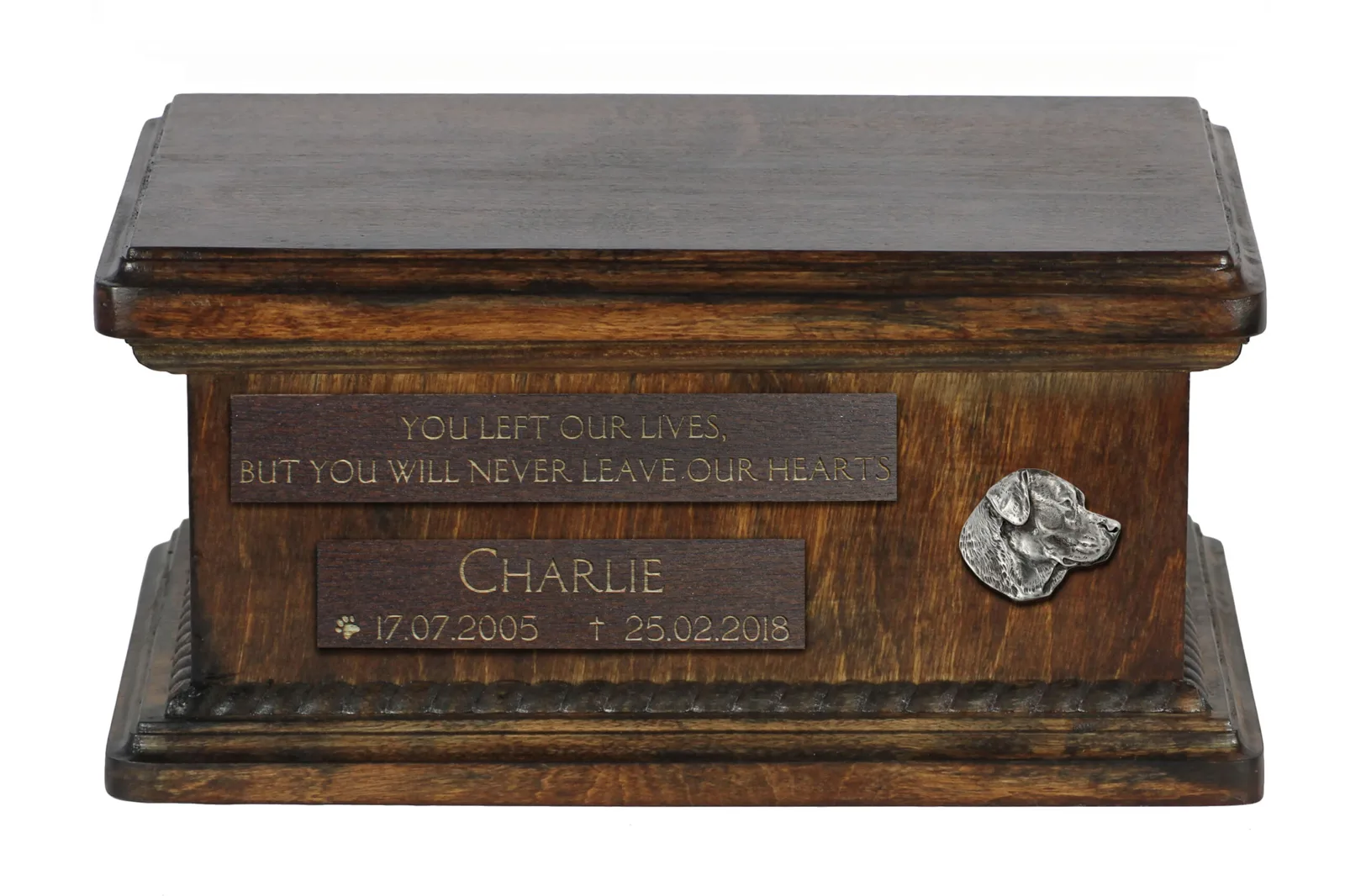 Labrador Retriever – Houten urn voor hondenas met persoonlijke gravure