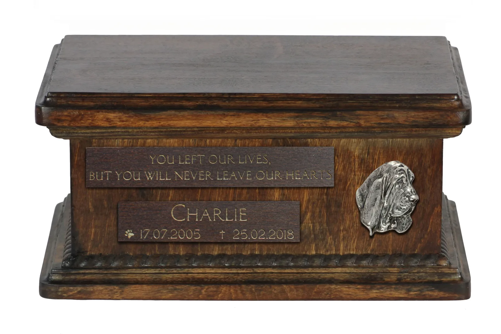 Persoonlijke houten urn voor Basset Hound as met gravure