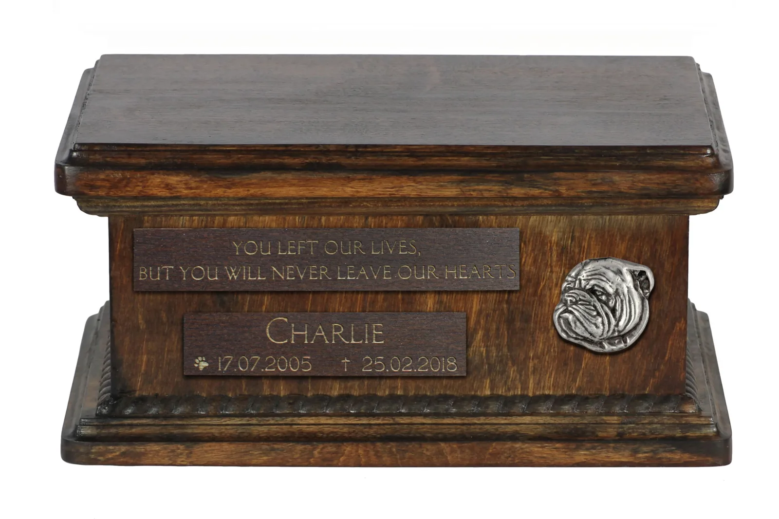 Persoonlijke houten urn voor Engelse Bulldog – urn voor hondenas met gravure