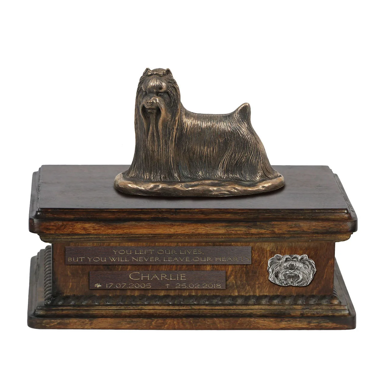 Persoonlijke urn voor Yorkshire Terrier met beeldje en houten design