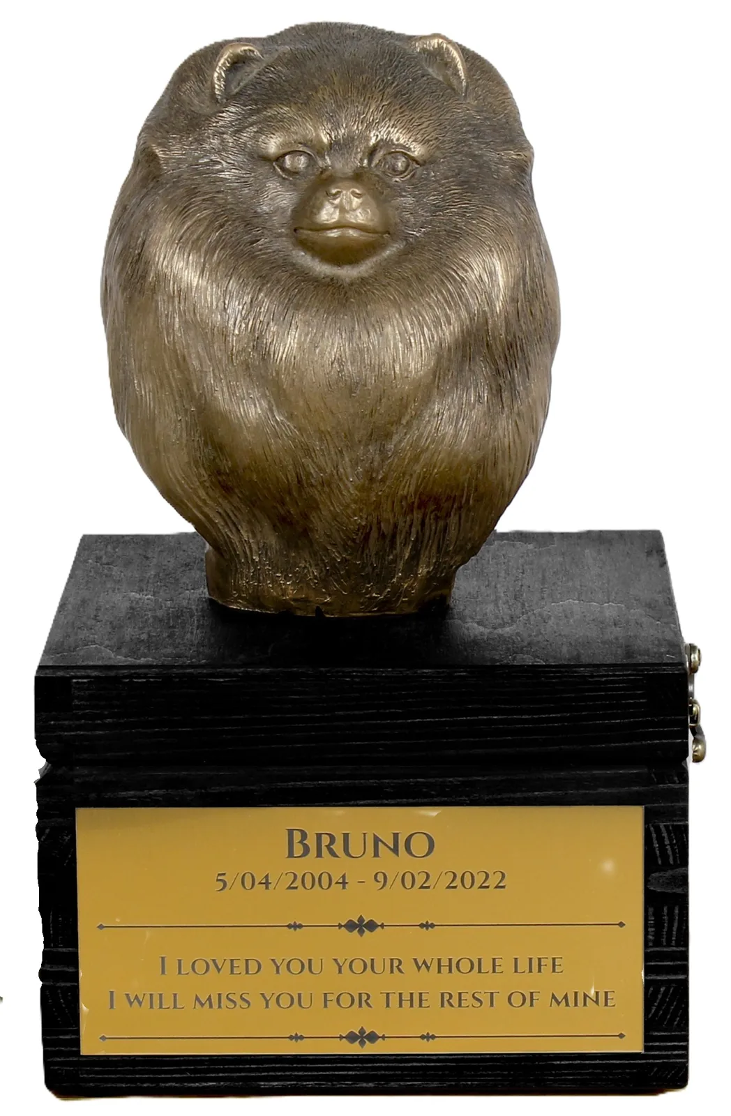 Urn met gravure en sculptuur van een Pomeriaan – handgemaakt kunstwerk