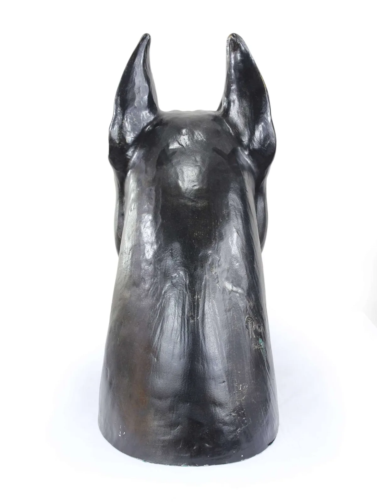 Urn voor hondenas – Duitse Boxer bust voor in de tuin — foto 5