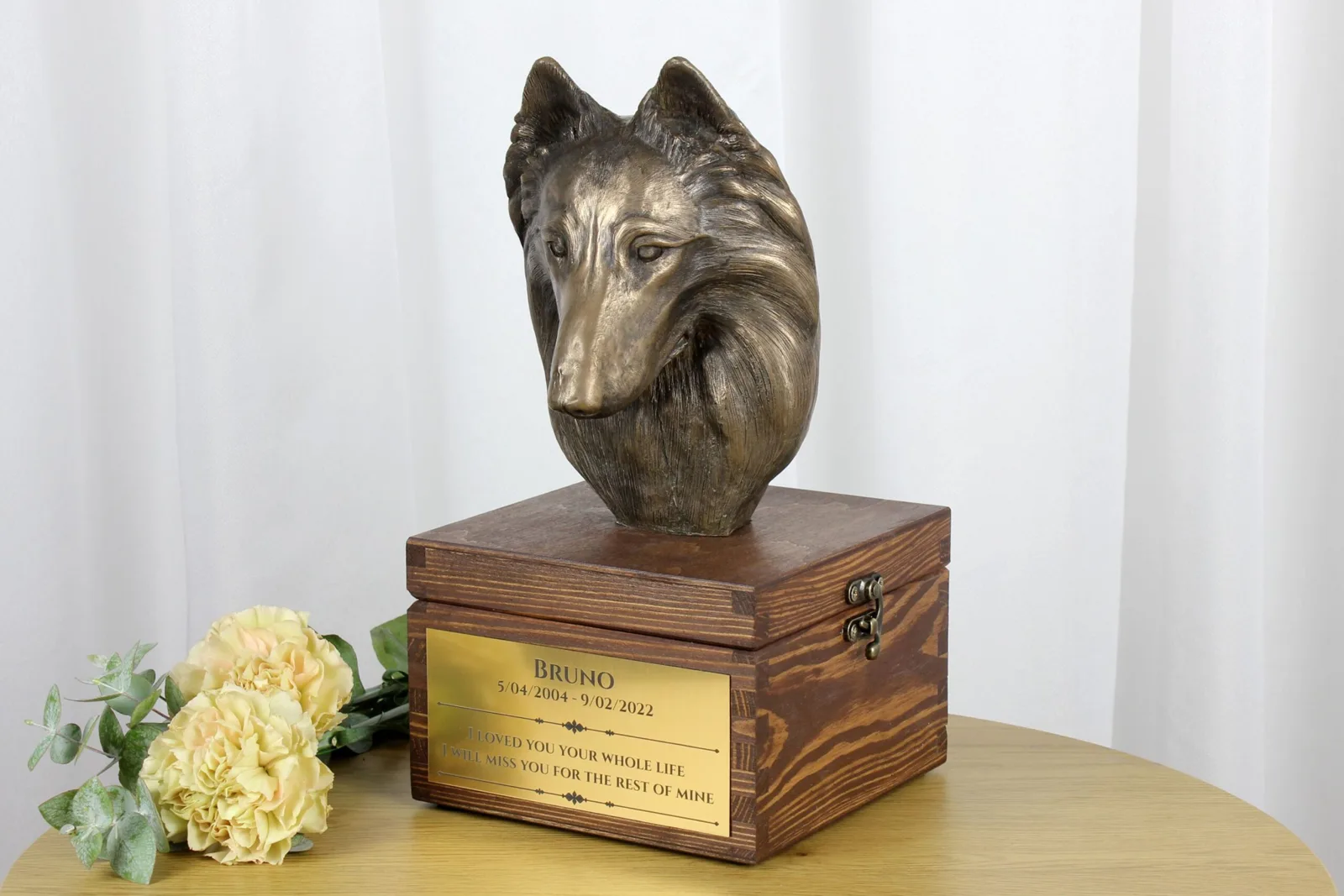 Urn voor hondenas met beeldje van Belgische Herdershond — foto 3
