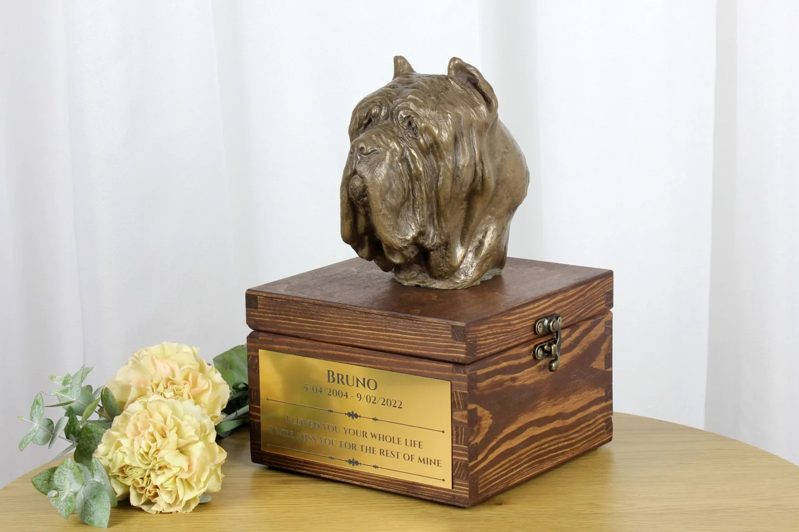 Urn voor hondenas met beeldje van Neapolitaanse Mastiff — foto 3